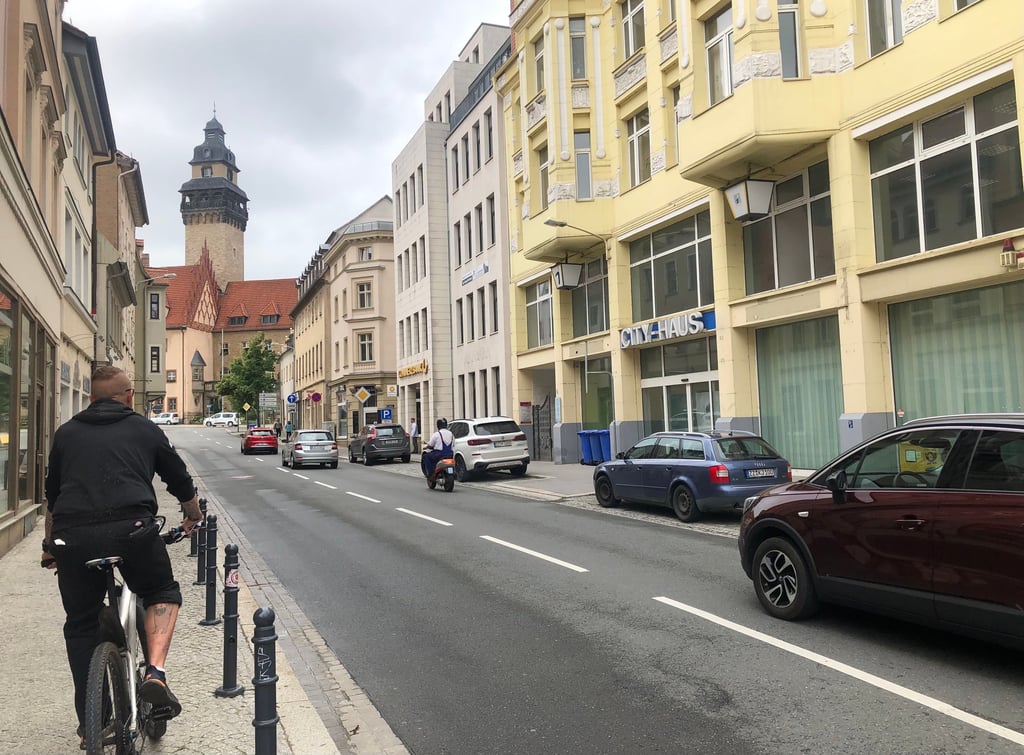 Die Umverlegung der Bundesstraße 180 - hier in der Fischstraße - aus der Stadt ist seit Jahren das hartnäckig verfolgte  Ziel in Zeitz. Jetzt rückt es in greifbare Nähe. 