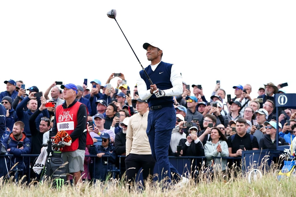 Tiger Woods spielte am ersten Tag der British Open eine schwache Runde.