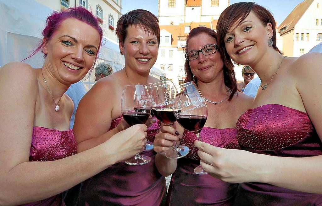 Bisher fand das Wittenberger Weinfest immer auf dem Marktplatz statt, wie hier 2018, diesmal ist man, als Teil des Kultursommers, auf der Schlosswiese.