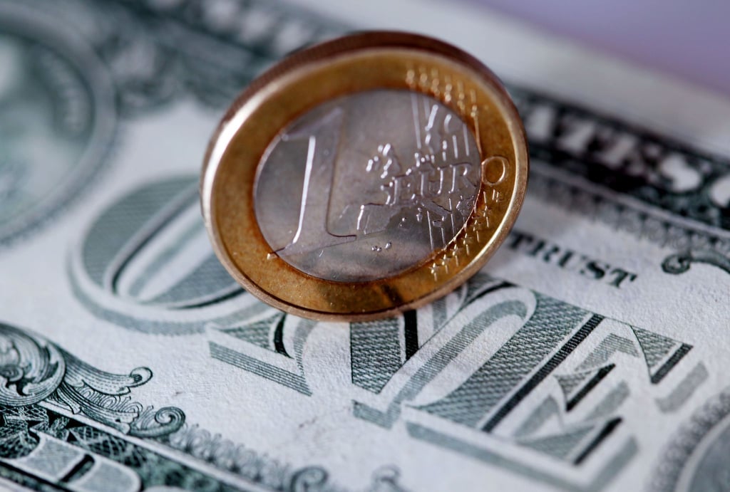 Der Eurokurs ist erneut auf ein Dollar-Tauschverhältnis von unter eins zu eins gefallen.