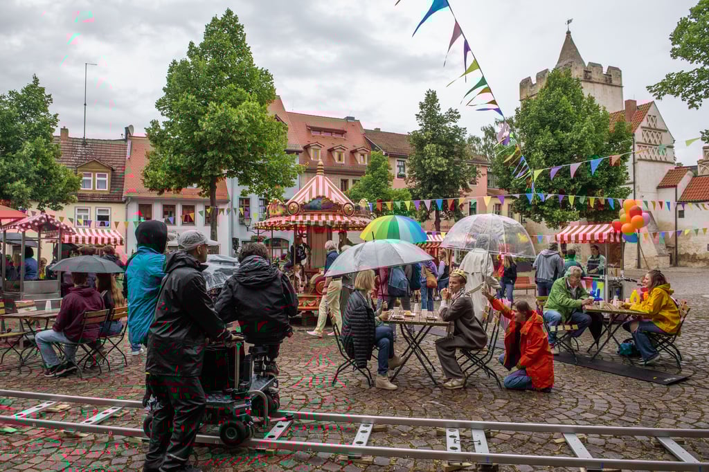 Sachsen-Anhalt ist als Drehort bei Filmemachern beliebt. Hier in Naumburg fanden Anfang Juli Dreharbeiten zum Film "Anxiety" von Regisseur Sklawomir Fabicki statt.
