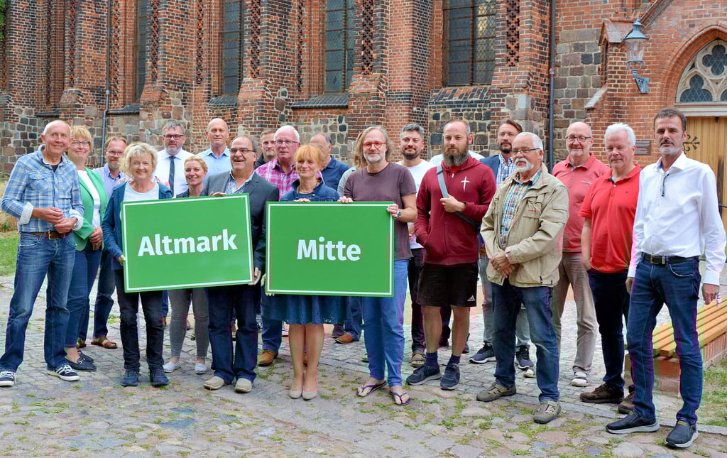 Die Stimmung in der neuen Leader-Aktions-Gruppe „Altmark Mitte“ bei der Mitgliederversammlung am Donnerstagabend in Seehausen war bestens. Nach den fremdgesteuerten Querelen der ersten Gründungsversammlung ist der Verein mit neuem Namen wieder auf Kurs.