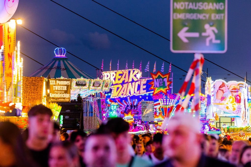 Verbotener Song: In Düsseldorf wurde die Kirmes mit dem fragwürdigen Lied „Layla“ eröffnet.