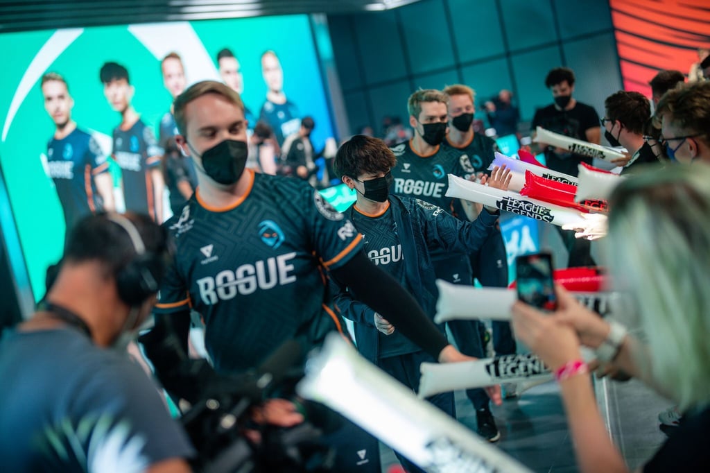 Rogue führt mit sieben Siegen in Folge derzeit allein die Tabelle in der LoL-Liga LEC an.