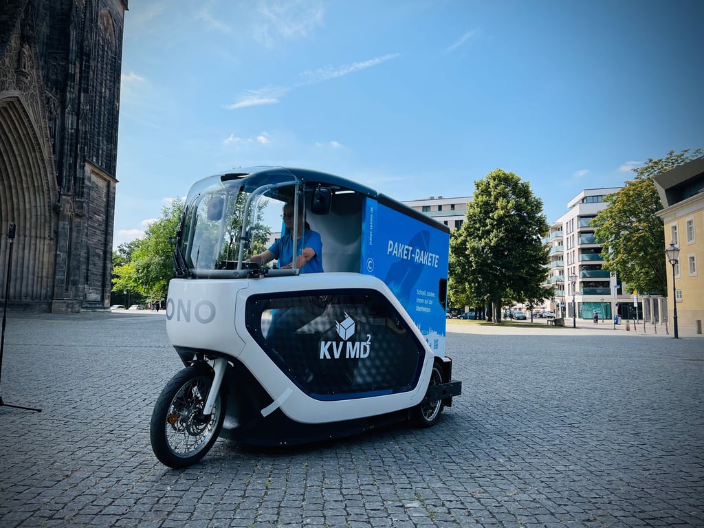 Emissionsarm und platzsparend: Die „Paket-Rakete“ soll in Magdeburg künftig Diesel-Transporter bei der Zustellung von Päckchen ersetzen. Angetrieben wird das Lastenrad mit Ökostrom - und natürlich Muskelkraft.