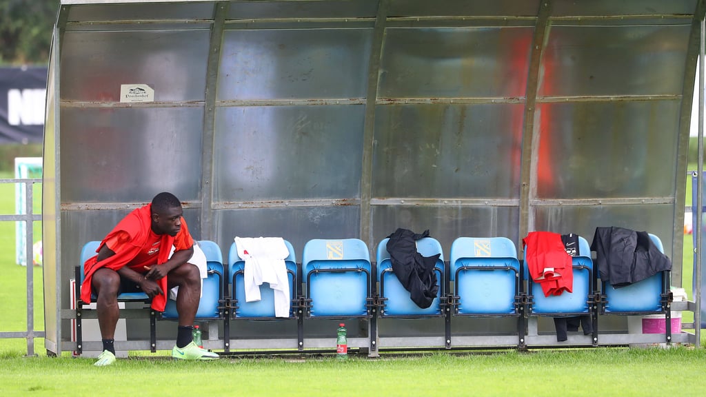 Wann holt ihn einer ab? Brian Brobbey im Trainingslager von RB Leipzig.