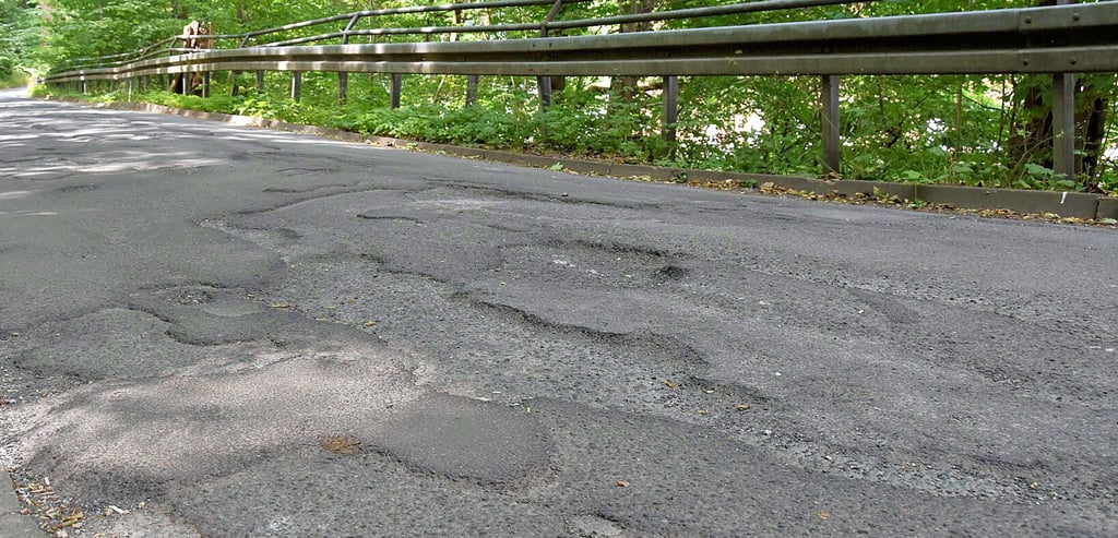 Die Burgstraße in Rübeland muss dringend saniert werden.