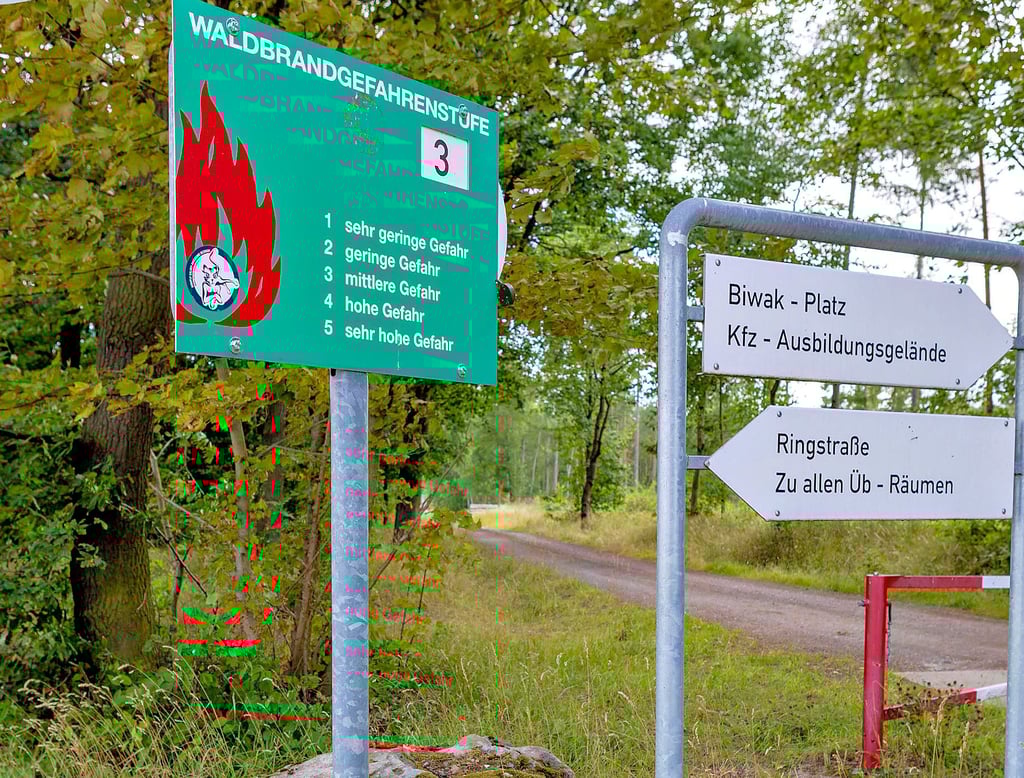 Wie am Nachmittag des 21. Juni herrschte auch vergangenen Samstag Waldbrandstufe 3 im Zeitzer Forst.