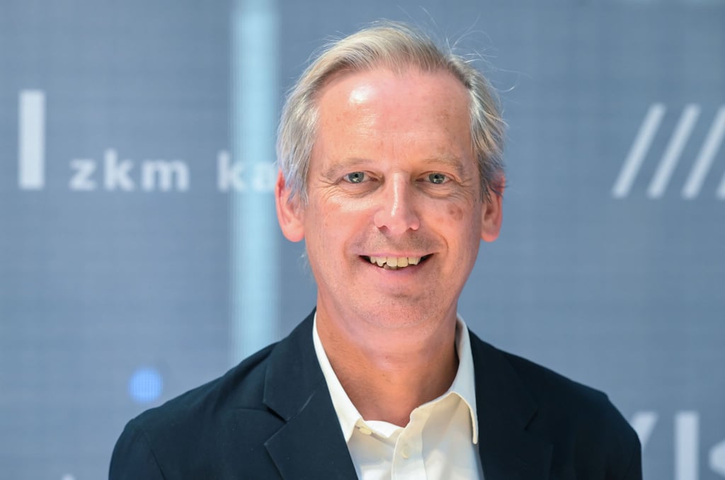 Alistair Hudson wird neuer künstlerischer Leiter des Zentrum für Kunst und Medien (ZKM) in Karlsruhe