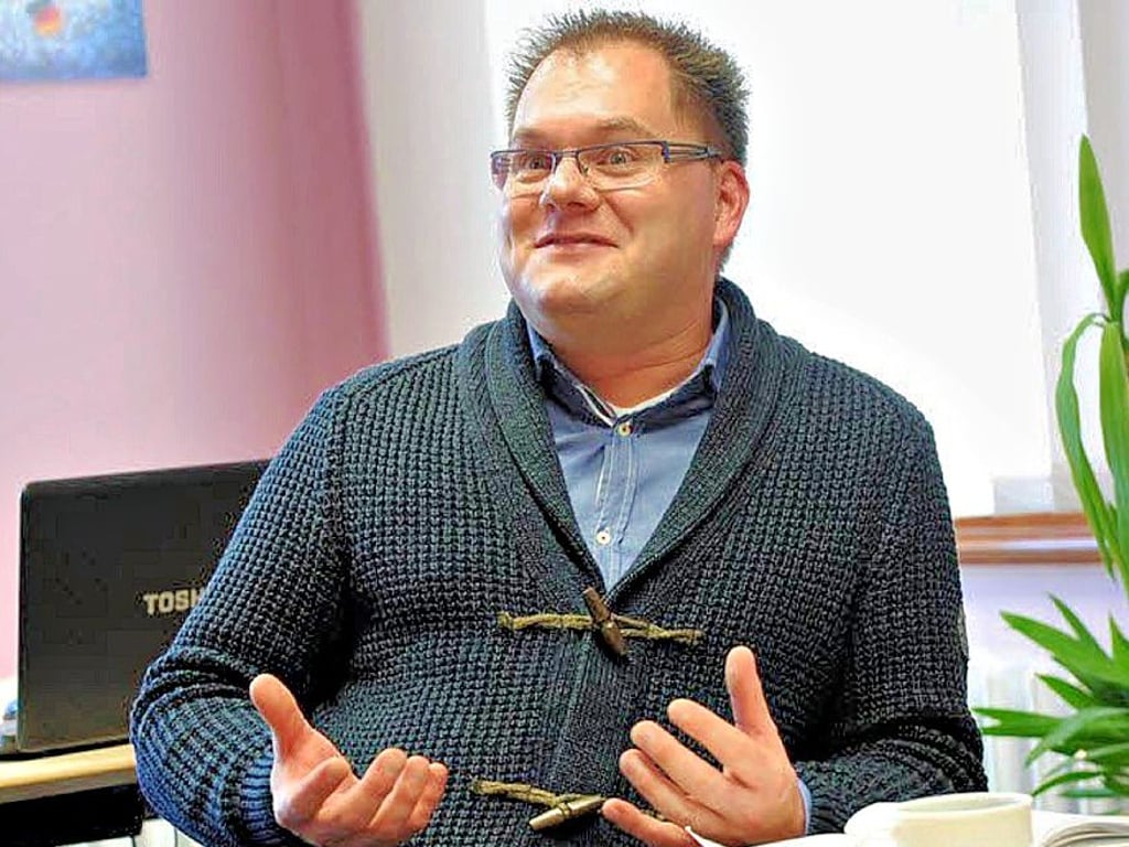 Danny Kavalier ist im September 2018 im Alter von nur 40 Jahren gestorben. In Erinnerung an ihn wurden Spenden für Kinderprojekte gesammelt.