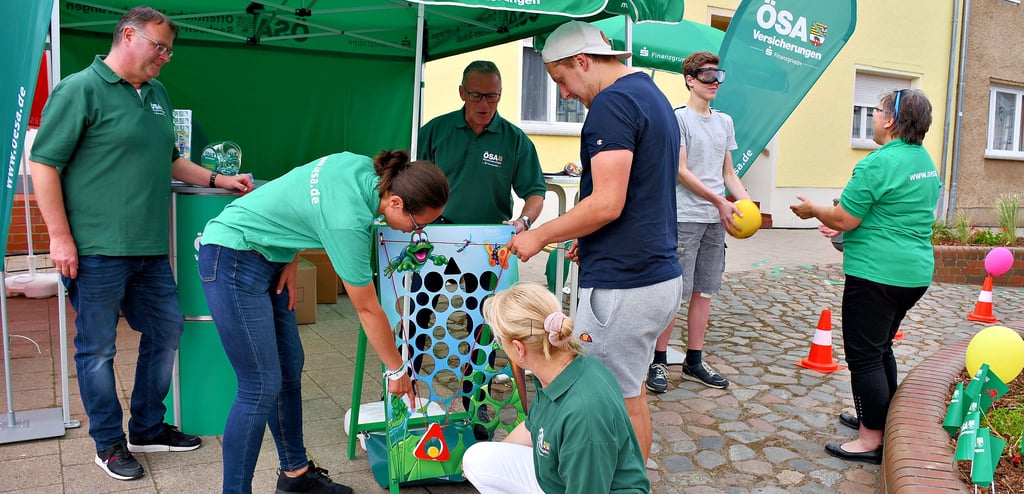 Die Besucher der Jobbörse konnten an Ständen nicht nur Gespräche über die eigene berufliche Zukunft führen, sondern auch einige Spiele ausprobieren.