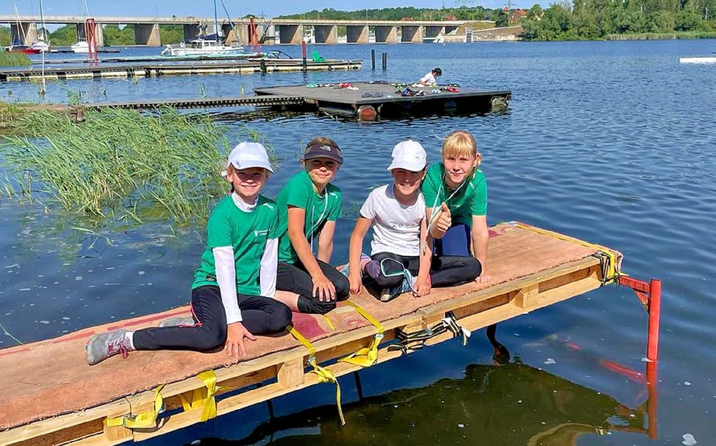 Bereits bei der Stauseeregatta vor wenigen Wochen war der provisorische Steg beim WSC Friedersdorf in Benutzung.