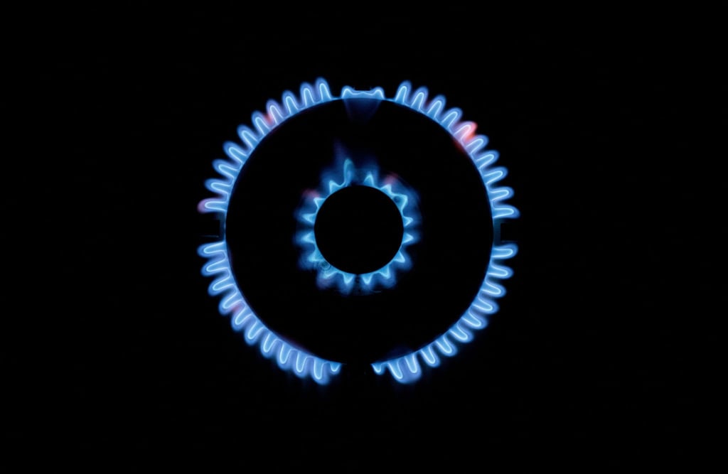 Auch wenn sich Verbraucher auf gestiegene Energiekosten einstellen müssen, ist nicht automatische jede Erhöhung rechtens.