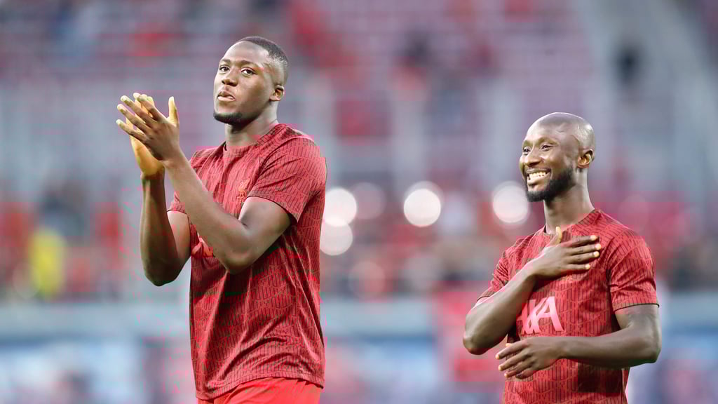 Applaus in die Kurve: Ibrahima Konaté und Naby Keita.