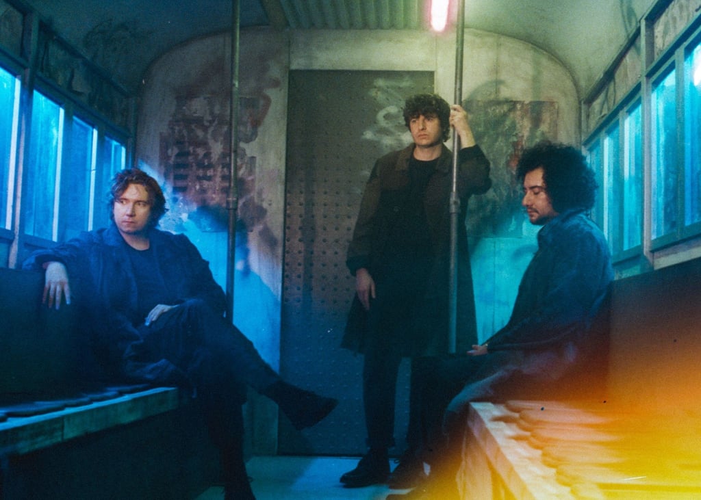 Ihren Indie-Sound reichern The Kooks mit Synthie-Pop und Funk an.