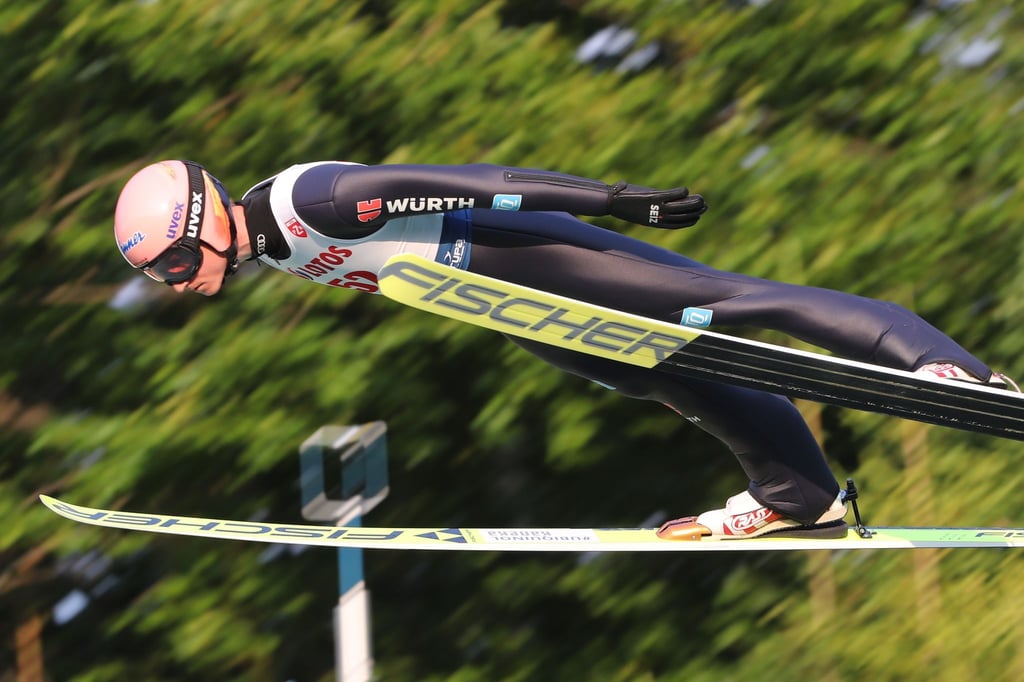 Wurde Dritter beim Sommer-Skispringen in Wisla: Karl Geiger in Aktion.