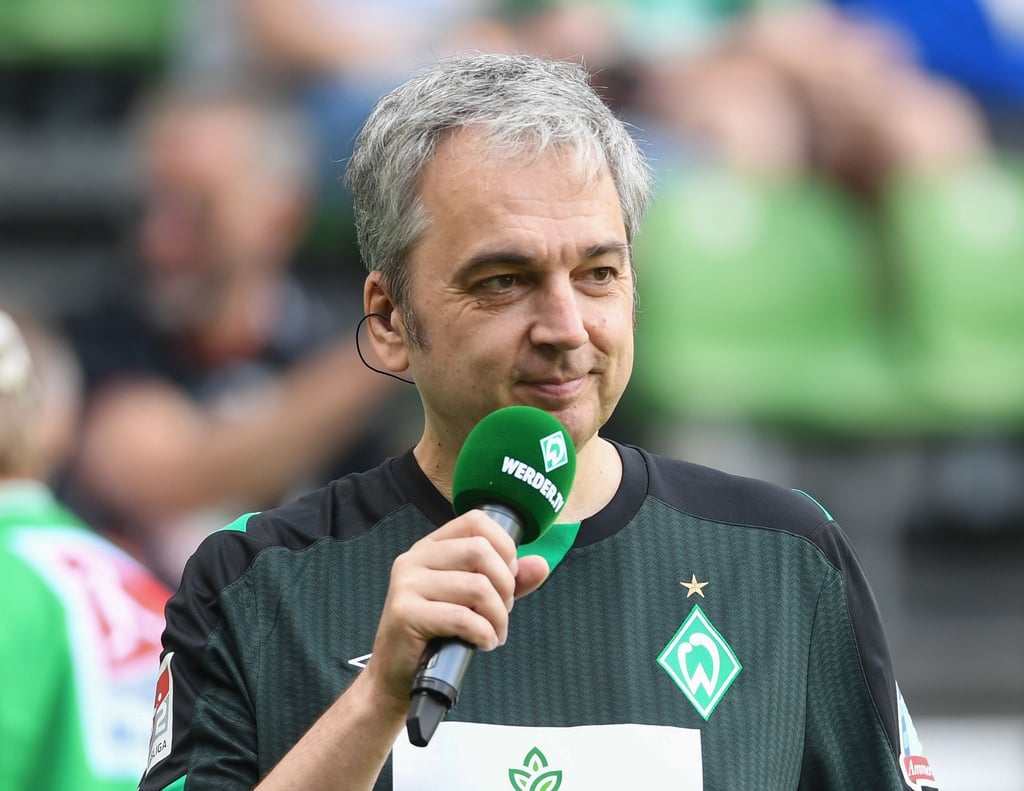Der Moderator Arnd Zeigler ist mit dem Fair Play-Preis des Deutschen Fußball-Bundes ausgezeichnet worden.