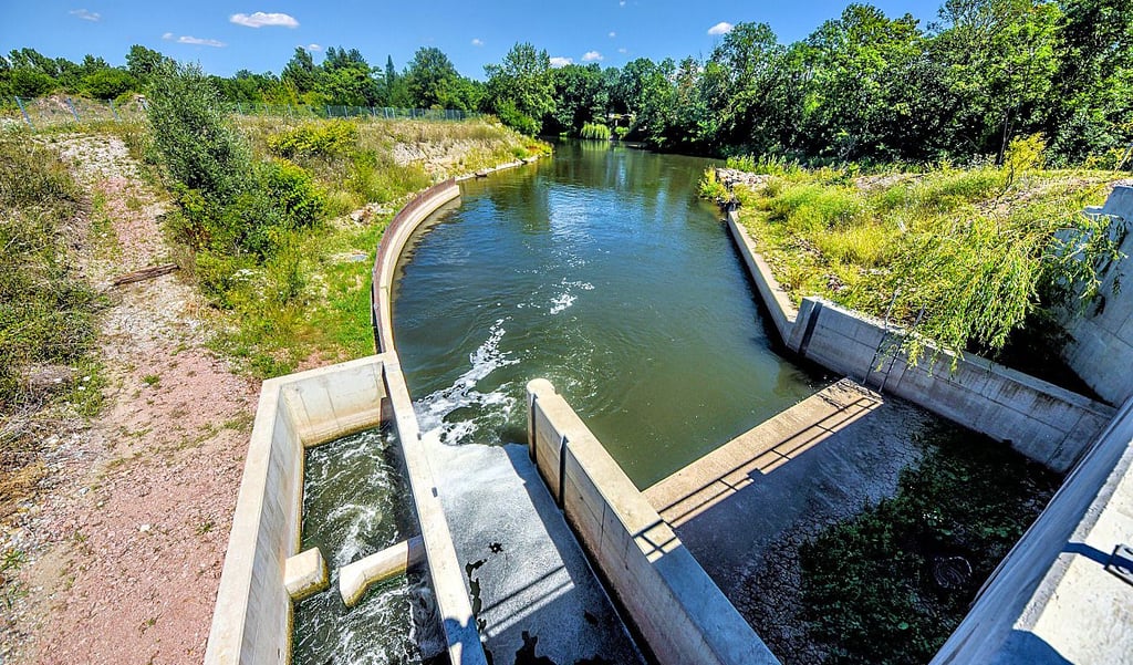 Unterhalb des Kraftwerks liegt der Wasserspiegel im Schnitt 2,80 Meter tiefer.
