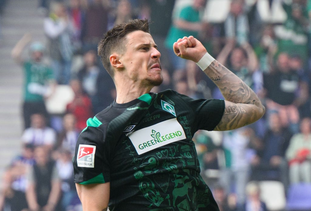 Bremens Marco Friedl jubelt nach einem Tor.