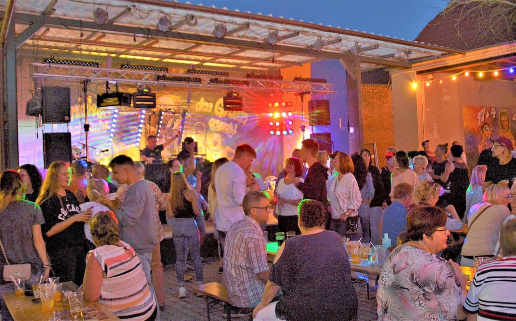 Es herrschte ausgelassene Partystimmung beim Haus- und Hoffest.