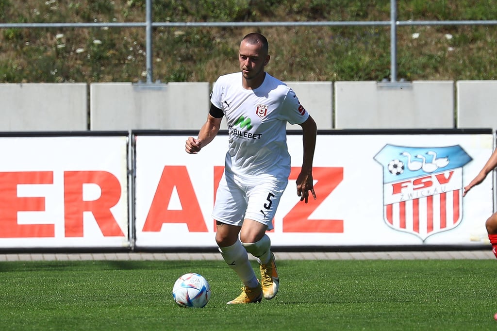 HFC-Profi Jannes Vollert musste nach der Niederlage in Zwickau zur Dopingprobe.