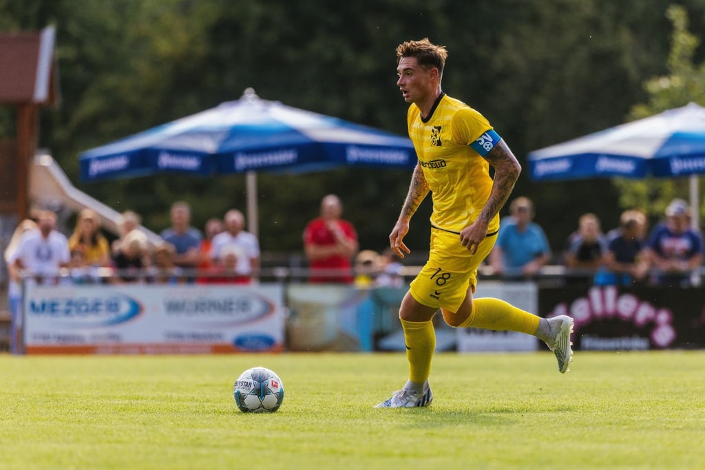 Trifft mit dem SV Oberachern auf Borussia Mönchengladbach: Kapitän Nicola Leberer.
