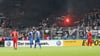 Eine Rauchbombe im Fanblock von Eintracht Frankfurt beim Pokalspiel in Magdeburg am 21. August 2016. Von hier aus wurde auch eine Leuchtfackel in Richtung der Magdeburger Zuschauer geschossen.