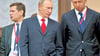 Schulterschluss mit Putin: Oleg Deripaska, russischer Milliardär und Minderheitsgesellschafter beim Baukonzern Strabag,  mit dem russischen Präsidenten bei einem Wirtschaftsforum.