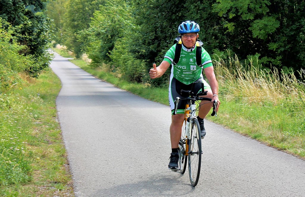 Roland Jahn beim Training für die „Tour der Hoffnung", die in wenigen Tagen zu ihrer diesjährigen Auflage startet. Die Teilnehmer radeln dann durch Hessen.