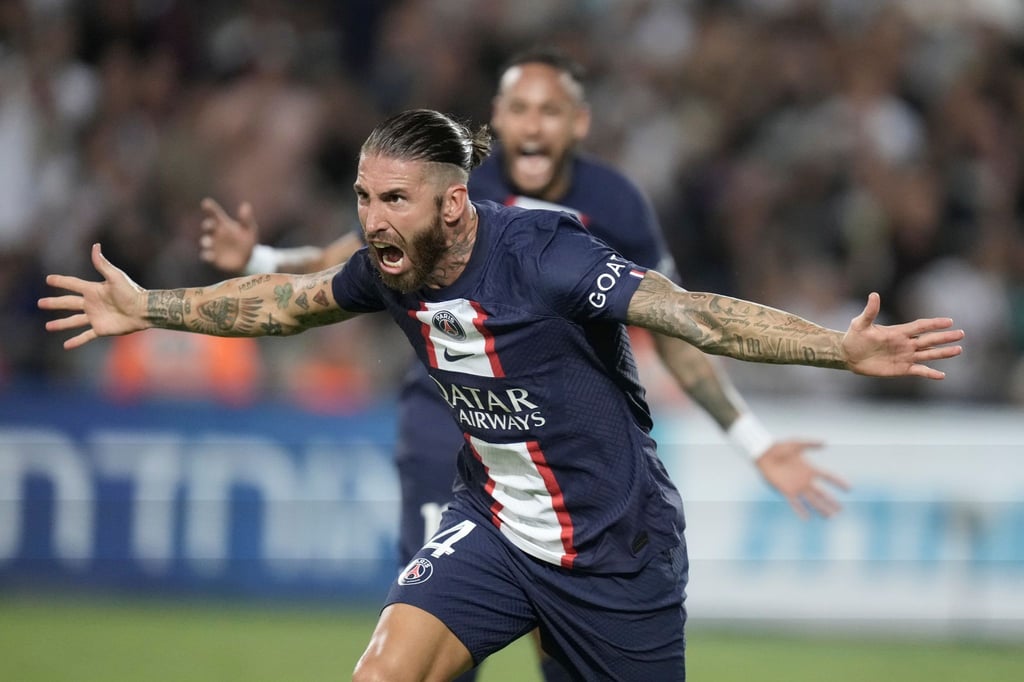 Sergio Ramos feiert sein Tor zum zwischenzeitlichen 3:0.