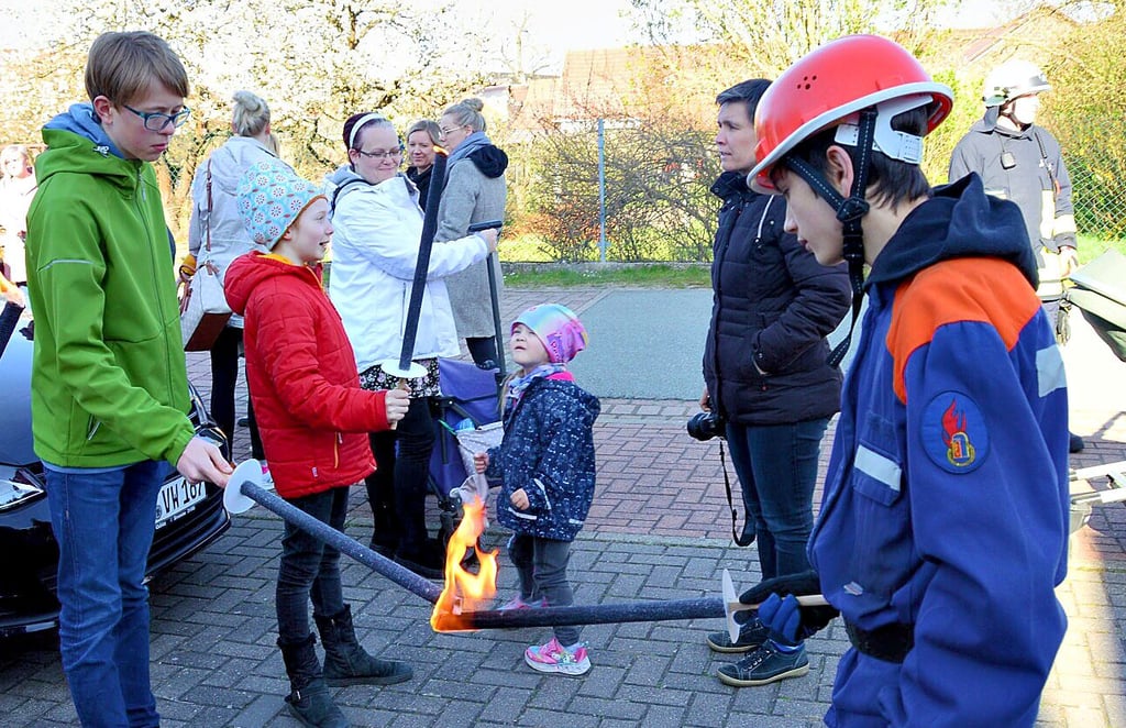 Bei etlichen Festen und Veranstaltungen ist die Feuerwehr dabei. Fallen dafür nun Kosten für den Gastgeber an?