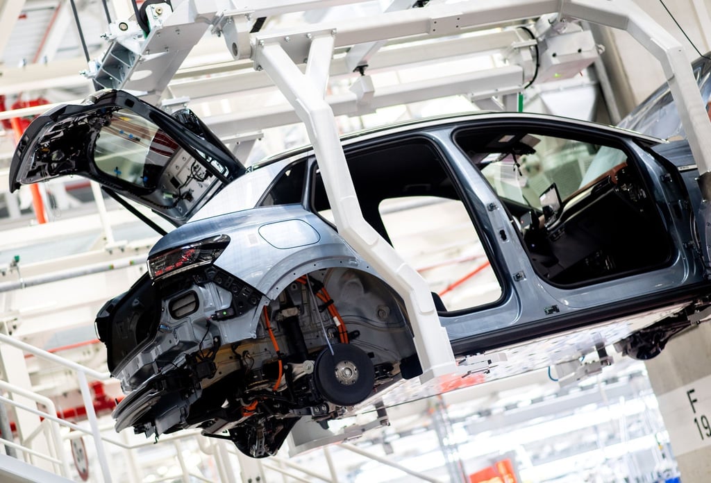 Autoproduktion im VW-Werk in Emden. In der Automobilbranche berichteten „rund 90 Prozent der Unternehmen“, dass sie nicht alle Materialien und Vorprodukte bekommen, heißt es vom Ifo.