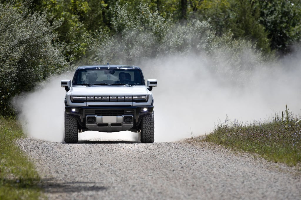 : Ein Brummer von einem Hummer: General Motors bringt den ikonischen Geländewagen als immer noch sehr unvernünftiges E-Auto zurück. Ob er auch nach Europa kommen wird, ist noch nicht bekannt.