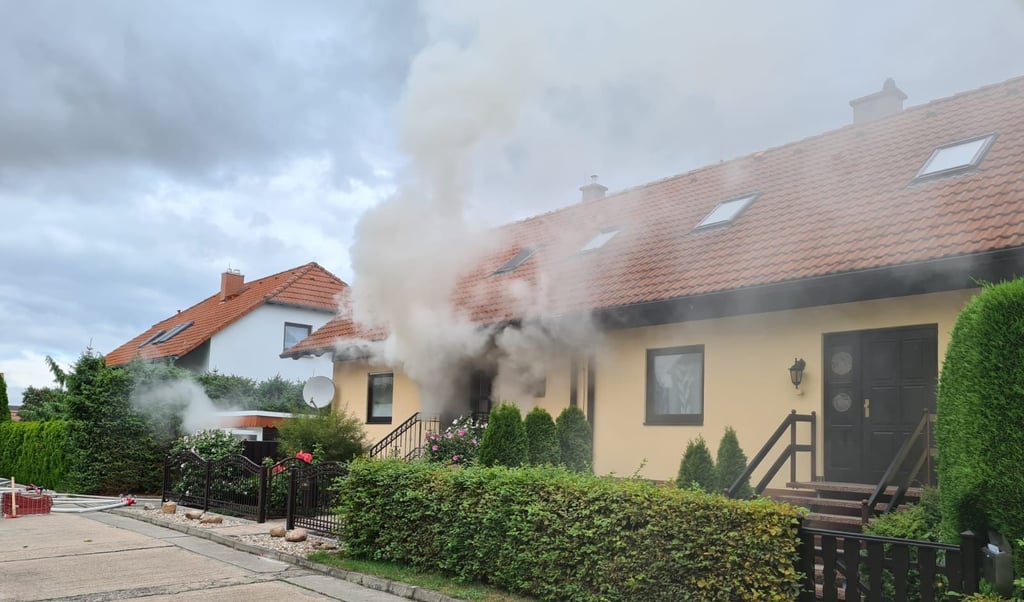 In einer Doppelhaushälfte in Neuborna hat es am Montag gebrannt