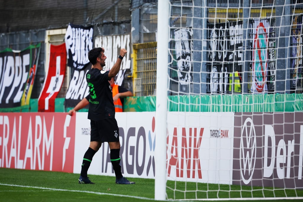 Mönchengladbachs Lars Stindl traf in Oberachern zum zwischenzeitlichen 7:0.