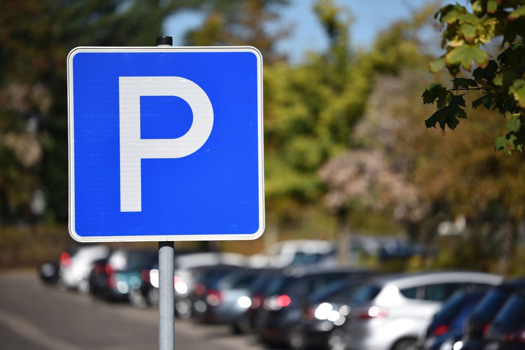 Symbolfoto - Der Spielplatz in Welbsleben soll einem Parkplatz weichen.