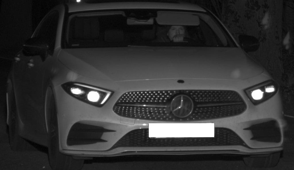 Der Mercedes wurde bei einem anschließenden Verkehrsunfall beschädigt.