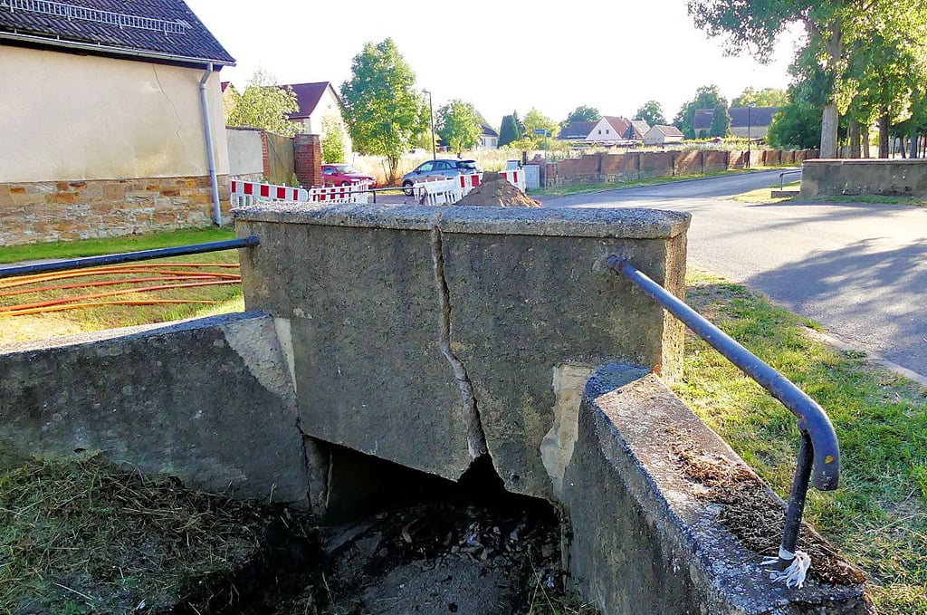 Vor zwei Jahren wurde die Brücke bei einem Unfall beschädigt.