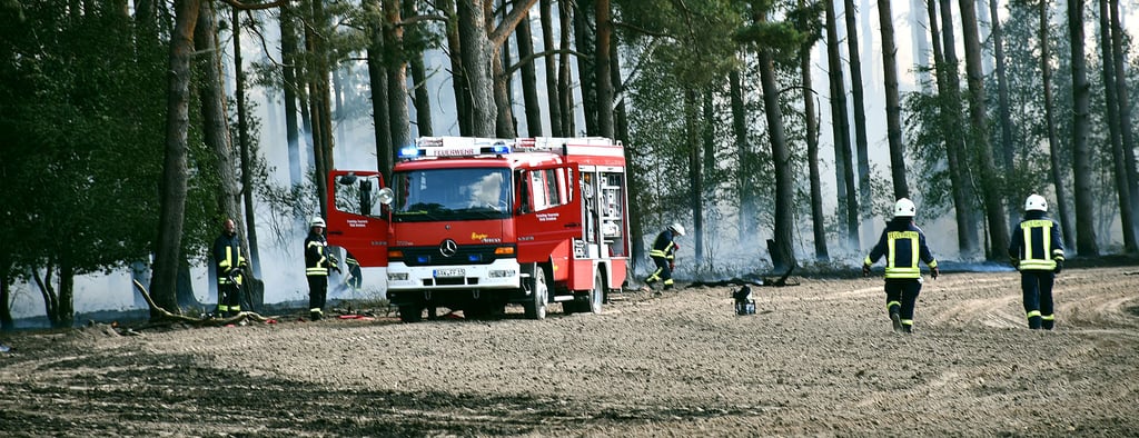 Einer der größten Waldbrände in den vergangen Jahren innerhalb der Einheitsgemeinde Arendsee begann im August 2021 auf einem Feld. Der Wind trieb das Feuer weiter in Richtung Schrampe.