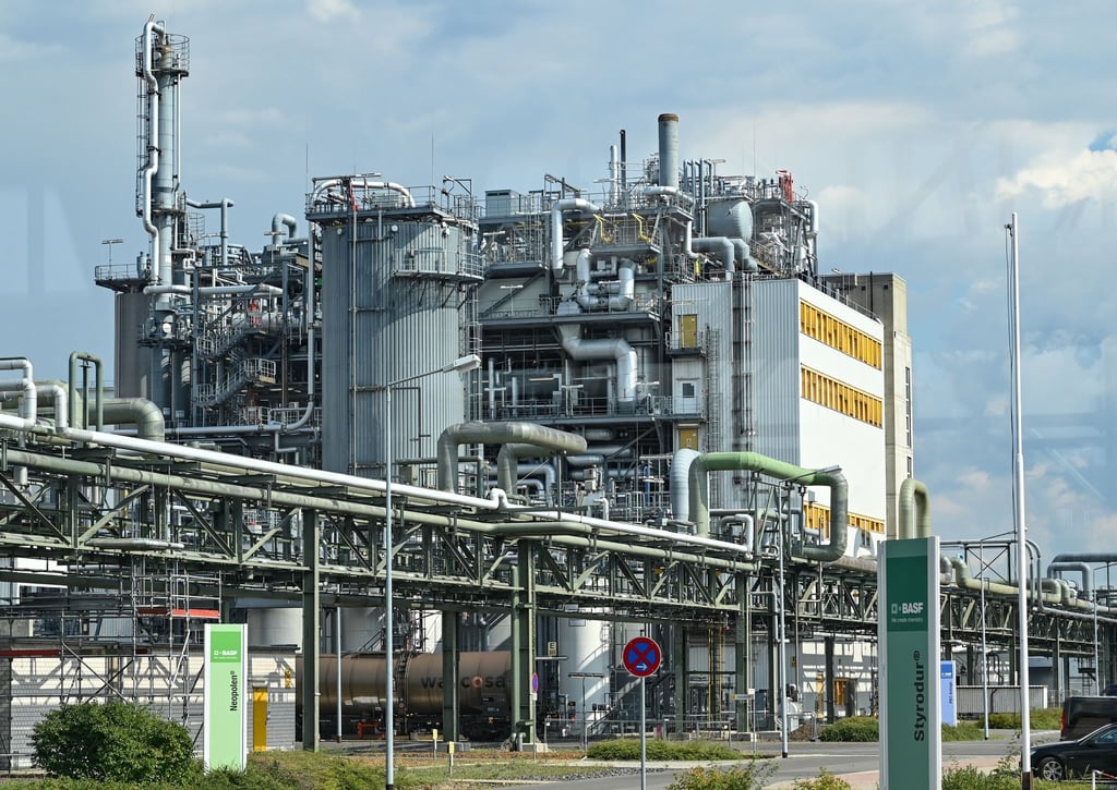 Industrieanlagen.
