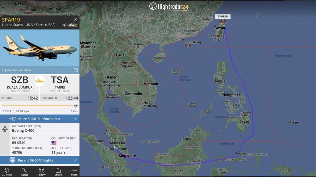 Der Screenshot der Internetseite von „flightradar24.com“ zeigt die Flugroute der US-Regierungsmaschine mit der US-Spitzenpolitikerin Pelosi an Bord von Kuala Lumpur, Hauptstadt von Malaysia, nach Taipeh, Hauptstadt von Taiwan.