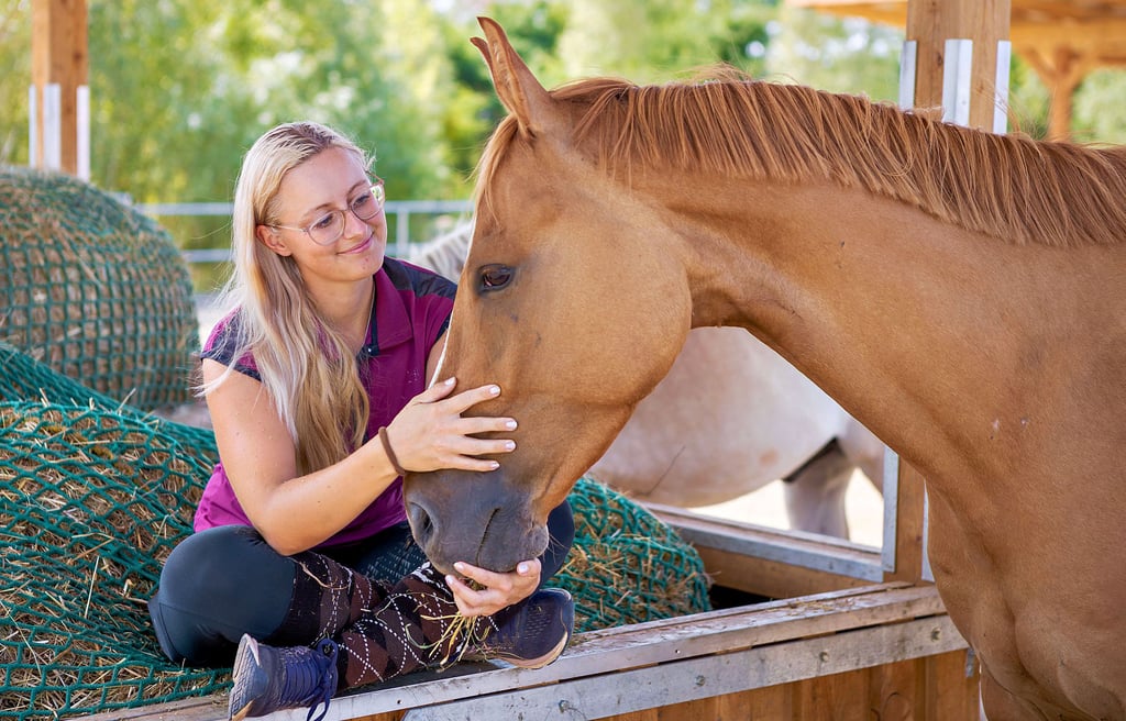 Sabrina Schmidtke aus Gera hat ihr Herz für den Reitverein in Zeitz entdeckt. Sie ist neues Mitglied und reitet am Wochenende beim traditionellen Reitturnier in Bergisdorf. Von Freitagnachmittag bis zum Sonntag gibt es zahlreiche Prüfungen.