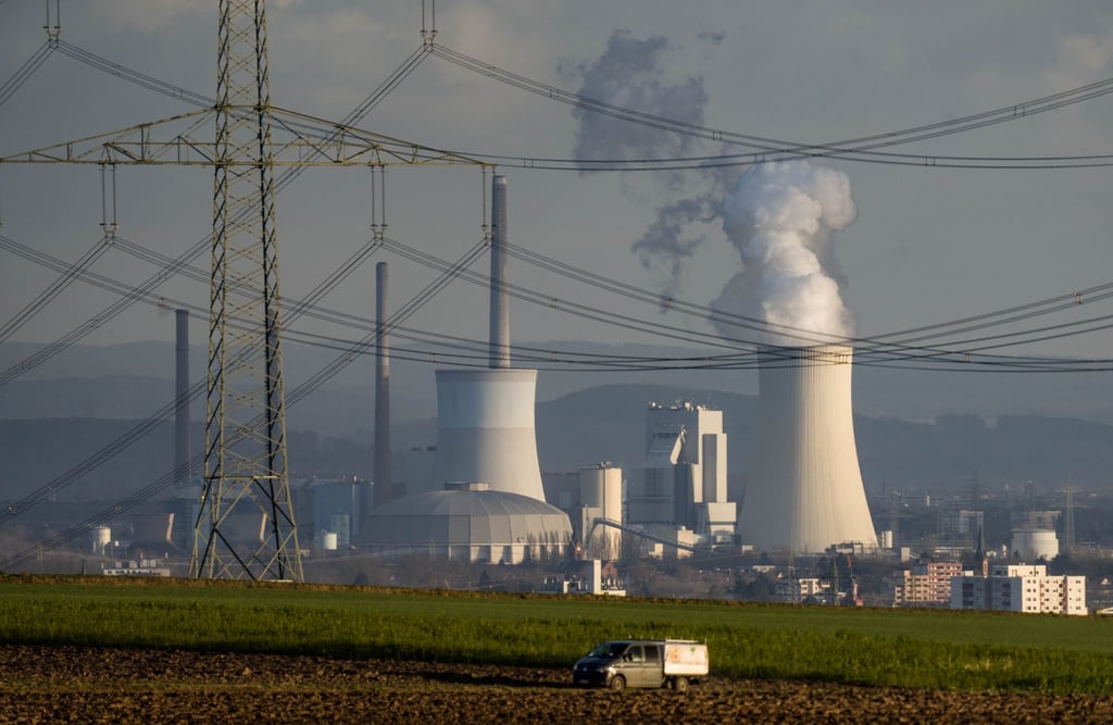 Das Kohlekraftwerk ist nach Unternehmensangaben das größte konventionelle Kraftwerk in Hessen.