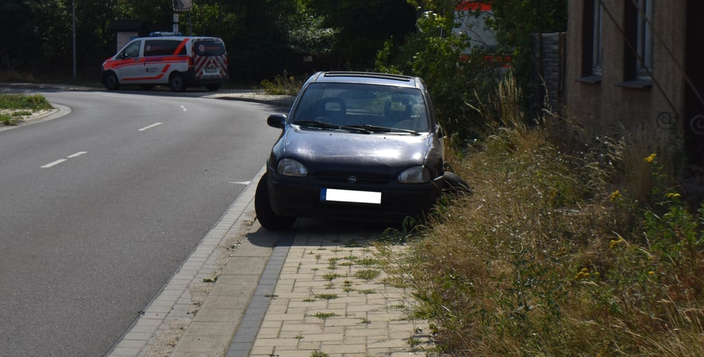 Ein 55-Jähriger ist bei einem Verkehrsunfall im Zehrentaler Ortsteil Bömenzien ums Leben gekommen.