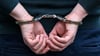 Symbolfoto - Ein 28-Jähriger, der nicht zum Antritt seiner Haftstrafe erschienen ist, konnte von Bundespolizisten in Mansfeld-Südharz festgenommen werden.