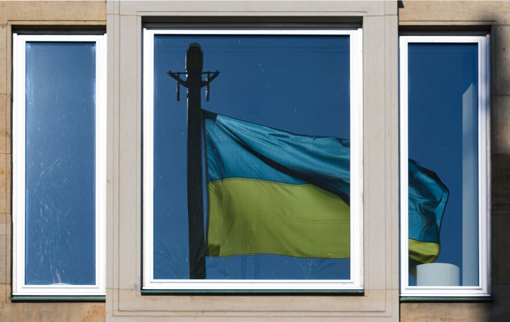 Durch den Krieg suchen viele Menschen aus der Ukraine in Deutschland Zuflucht - sie brauchen Unterstützung und eine Unterkunft.