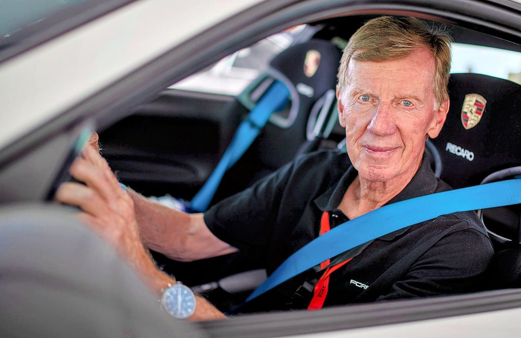 Rallyefahrer Walter Röhrl, der bisher einzige deutsche Rallye-Weltmeister, nimmt nächste Woche ebenfalls an der Olympia-Tour teil.
