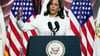 US-Vizepräsidentin Kamala Harris gab die entscheidende Stimme für die einfache Mehrheit ab.