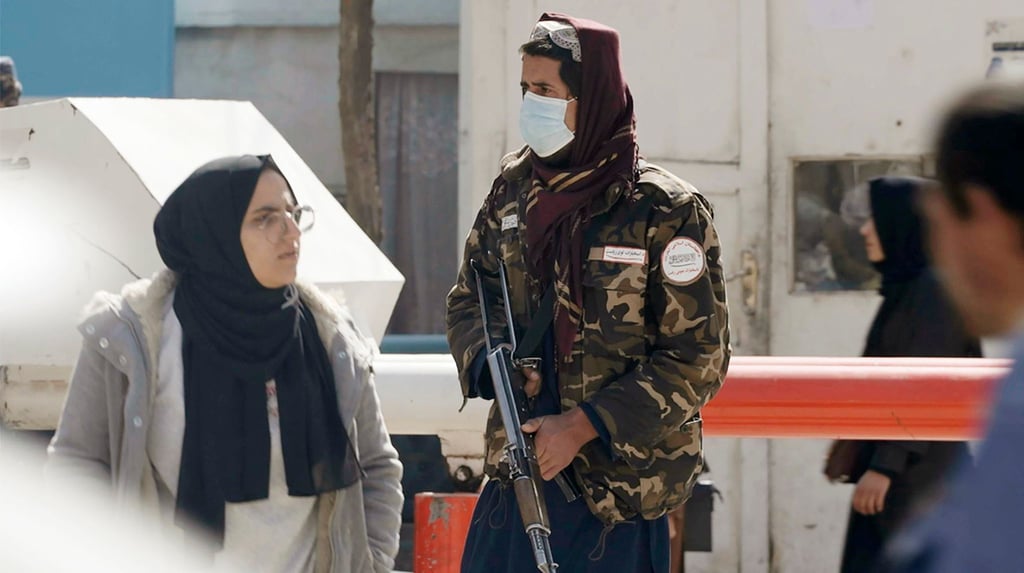 Ein Jahr nach dem Fall von Kabul blickt der Film „Mission Kabul-Luftbrücke“ auf die afghanische Zivilgesellschaft und zeigt Menschen, die trotz allem entschlossen sind zu bleiben.