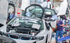 Das BMW-Werk in Leipzig zählt zu den gefragten Arbeitgebern außerhalb des Burgenlandkreises. Dort werden auch E-Autos gefertigt.